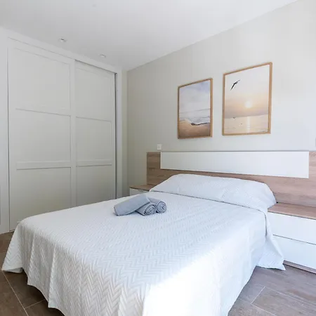 Apartamento Acogedor Refugio Con Terraza Alcalá de Henares Exterior foto